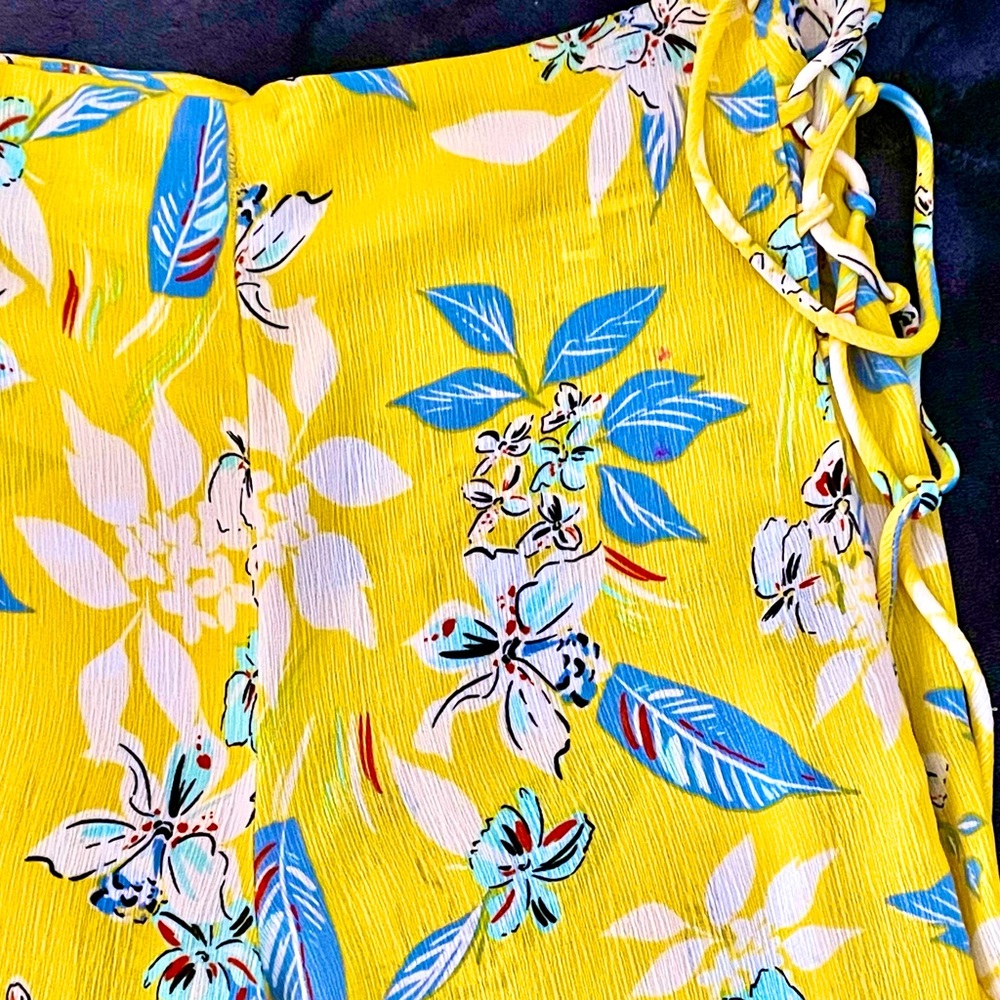 Jealous tomato s fun, flowy and sexy, amazing bright yellow palazzo pants.